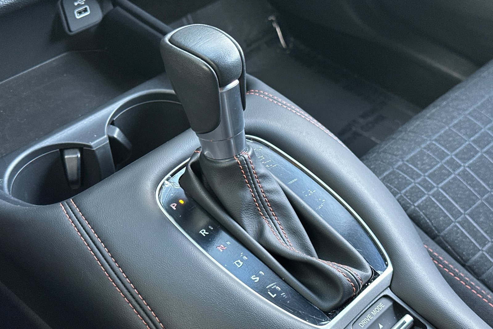 Used 2025 Honda HR-V Sport image 16