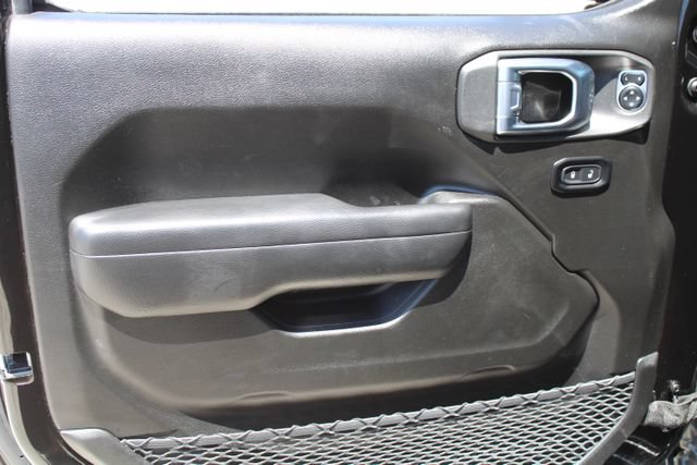 Used 2025 Jeep Gladiator Sport AWD/4WD image 14