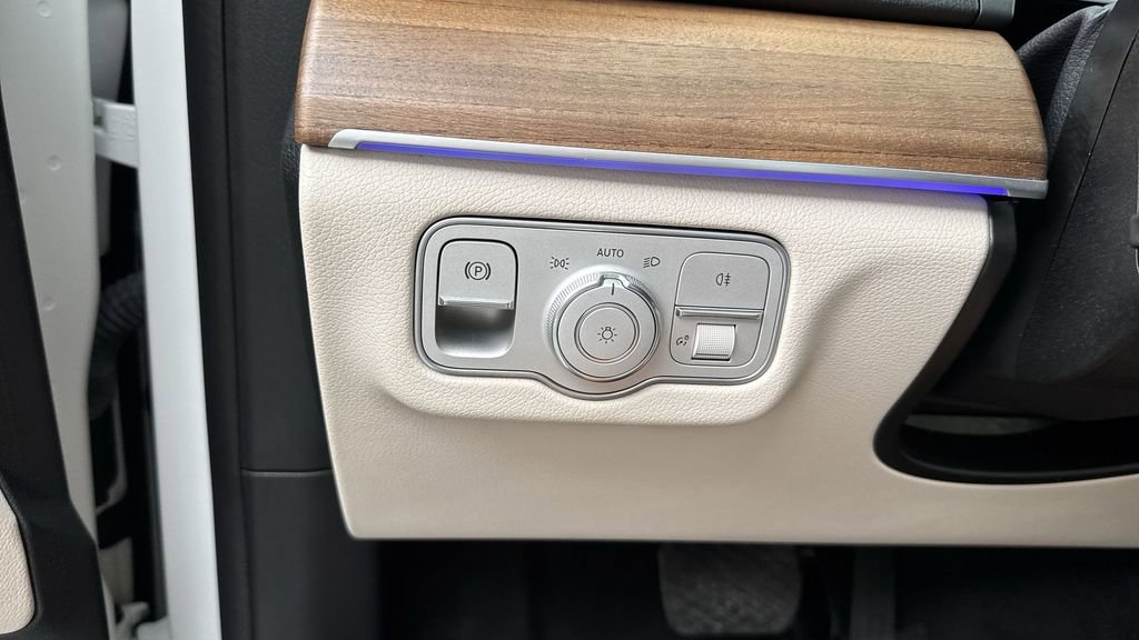 Used 2024 Mercedes-Benz GLE 450 4MATIC image 59