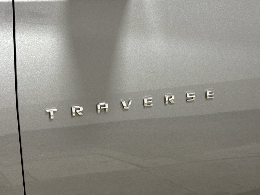 Used 2023 Chevrolet Traverse LT w/ LPO, Floor Liner Package AWD/4WD image 26