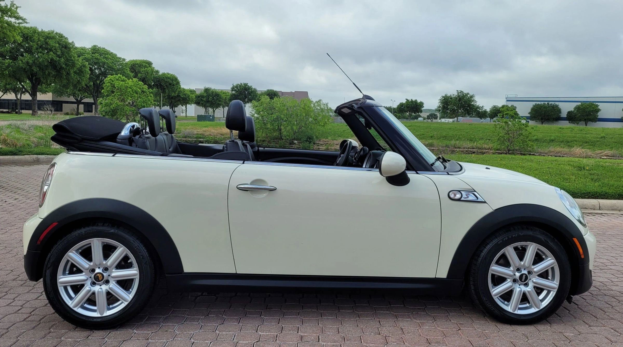 Used 2015 MINI Cooper S image 5