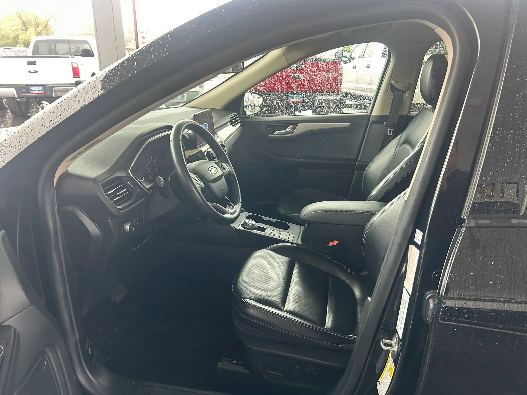 Used 2020 Ford Escape SEL image 17