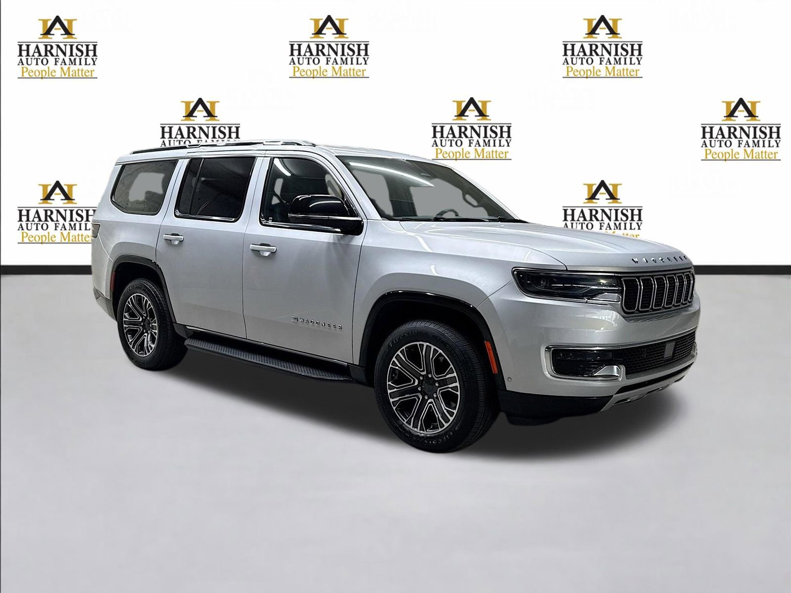 Used 2024 Jeep Wagoneer Series II image 3