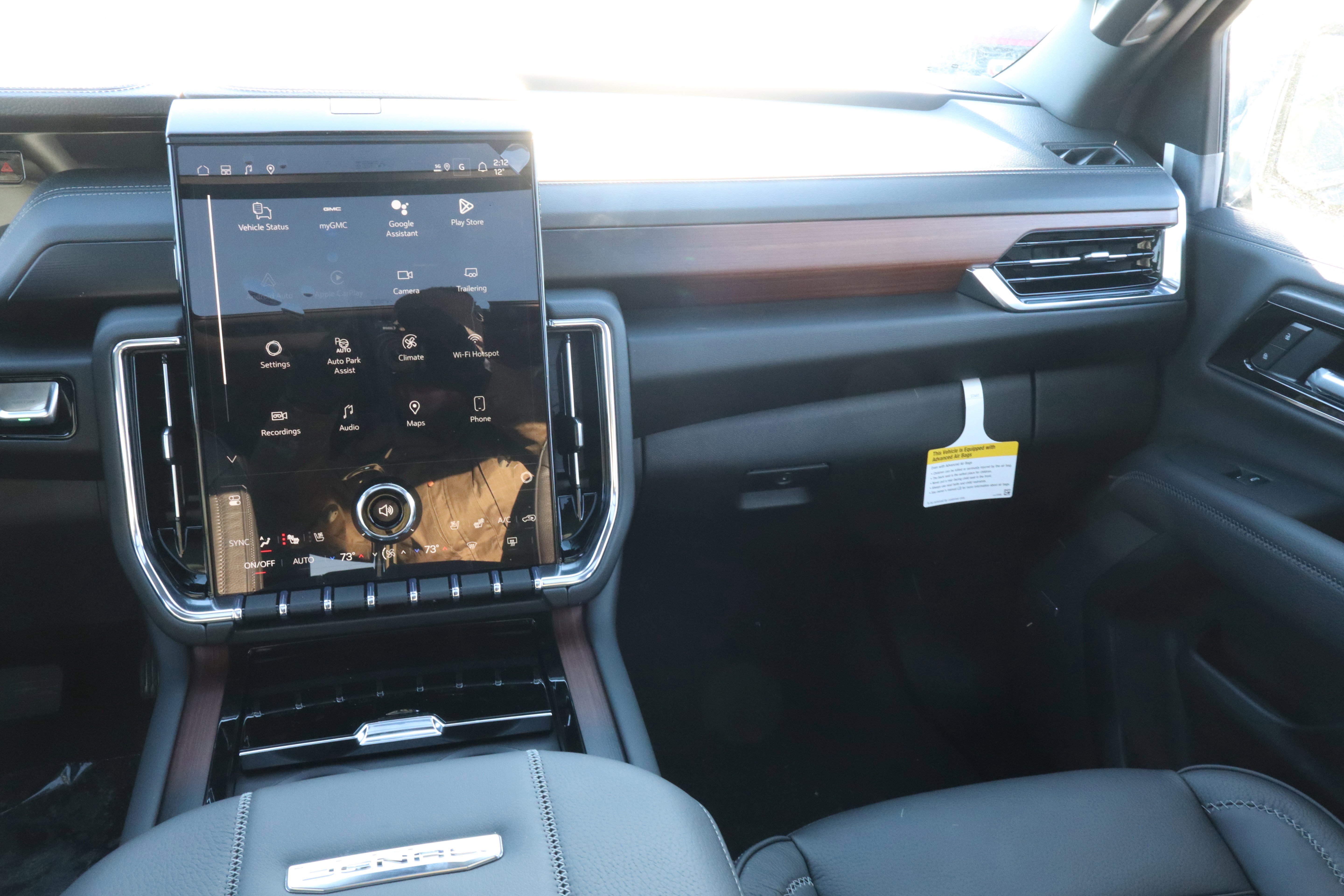 New 2026 GMC Yukon XL Denali w/ Sun & Power Step Package image 11