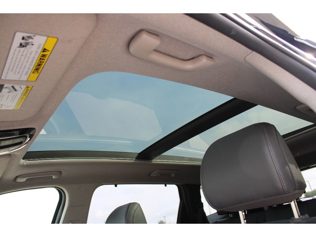 Used 2023 Hyundai Santa Fe Limited image 12