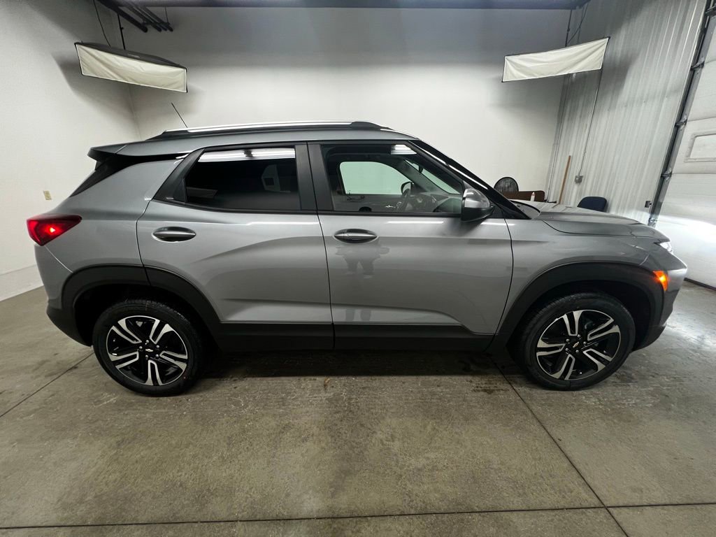 New 2026 Chevrolet TrailBlazer LT w/ LT Cold Weather Package image 2