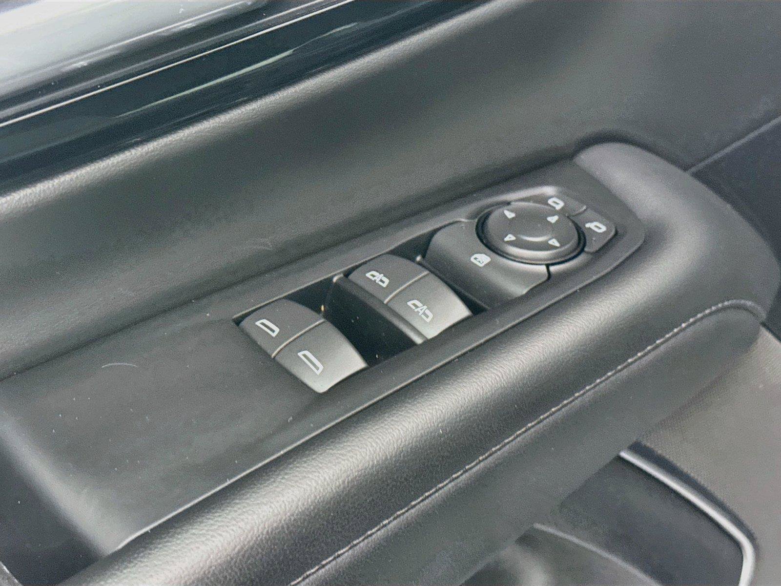 Used 2025 Chevrolet Suburban LT AWD/4WD image 26
