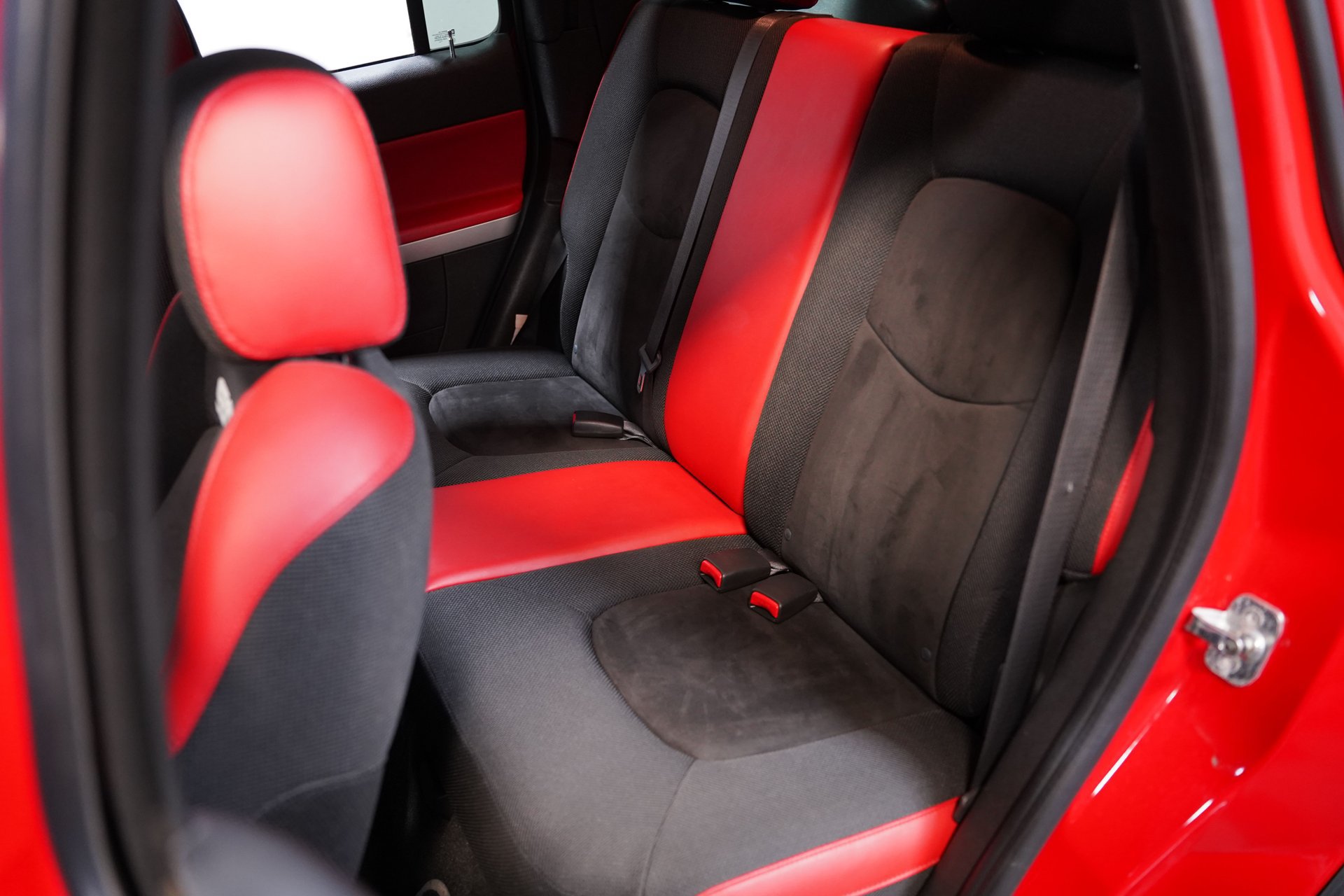 Used 2008 Chevrolet HHR SS FWD image 35