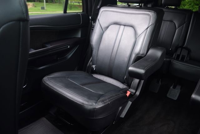 Used 2018 Ford Expedition Limited w/ Equipment Group 301A AWD/4WD image 15