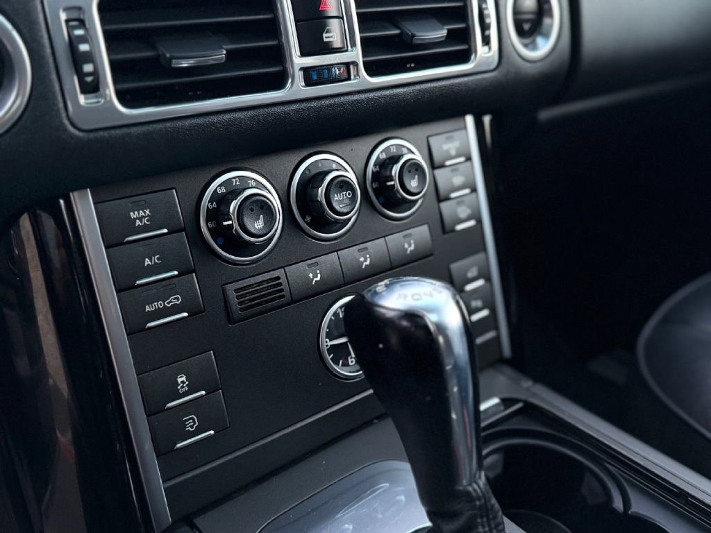 Used 2012 Land Rover Range Rover HSE image 14