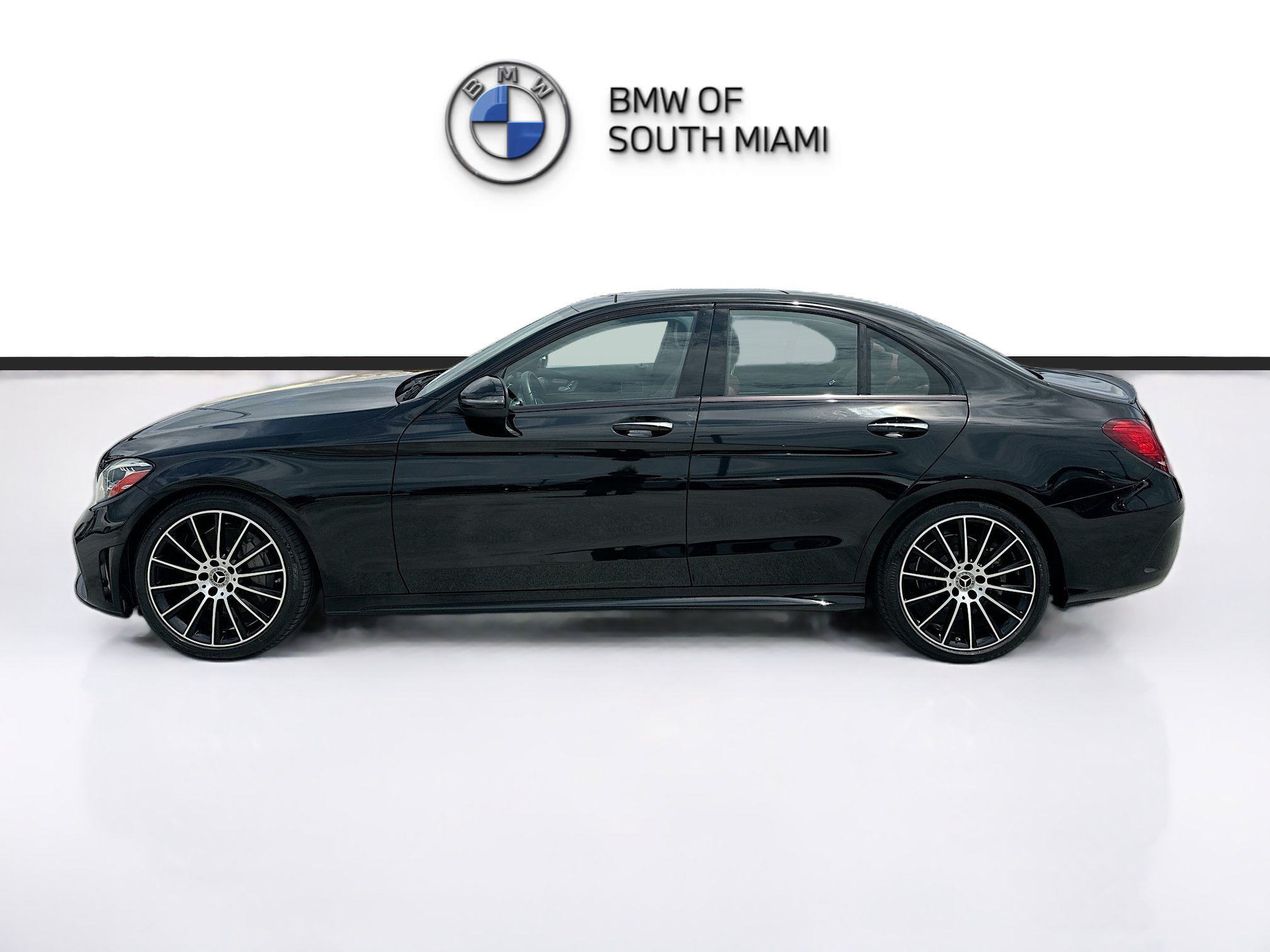 Used 2020 Mercedes-Benz C 300 Sedan image 4