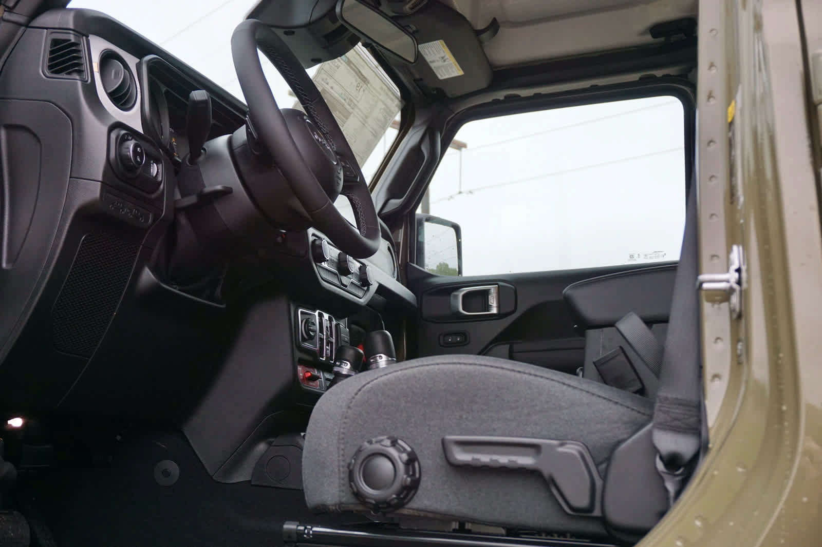 New 2027 Jeep Gladiator Sport AWD/4WD image 39