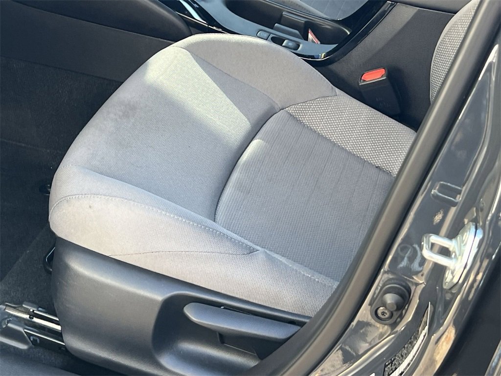 Used 2025 Toyota Corolla SE image 12