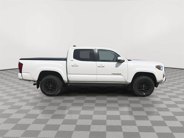 Used 2022 Toyota Tacoma SR5 w/ Technology Package AWD/4WD image 5