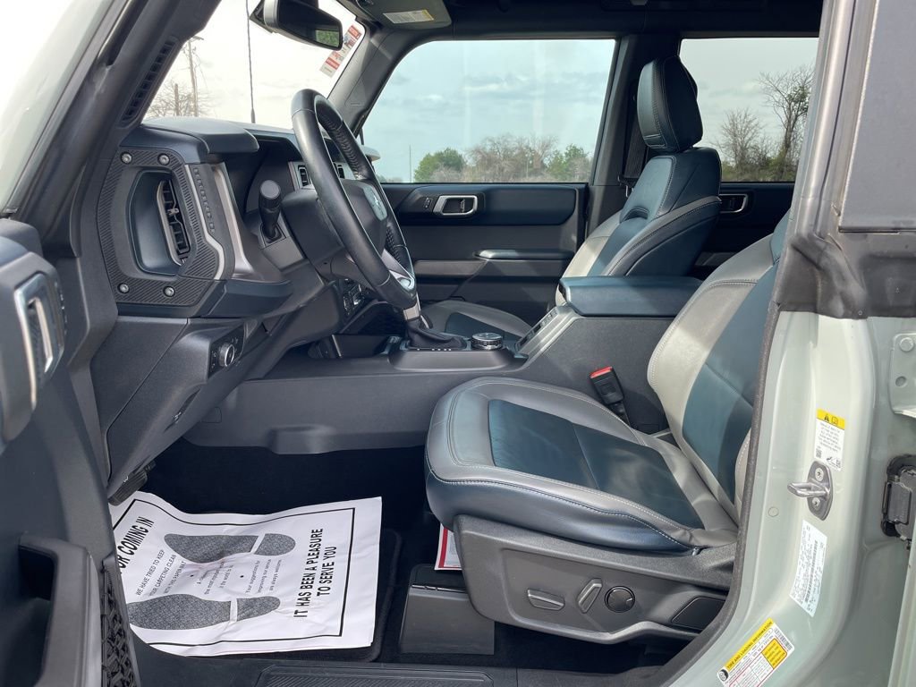 Used 2023 Ford Bronco Outer Banks image 11
