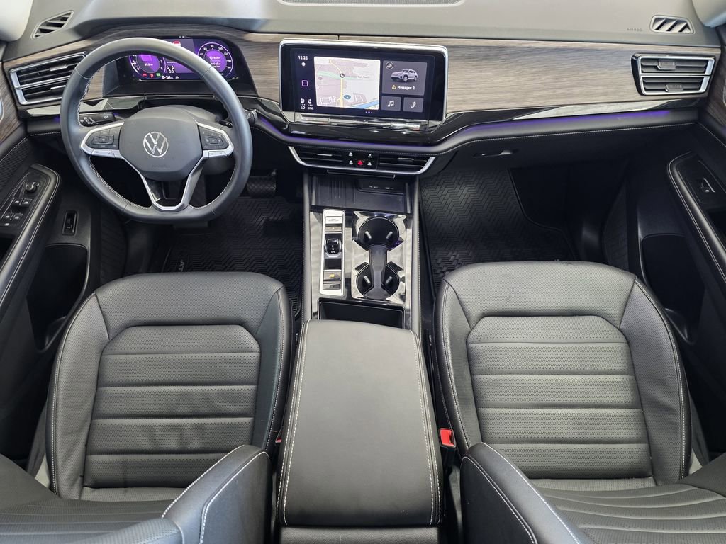 Used 2025 Volkswagen Atlas SEL image 18