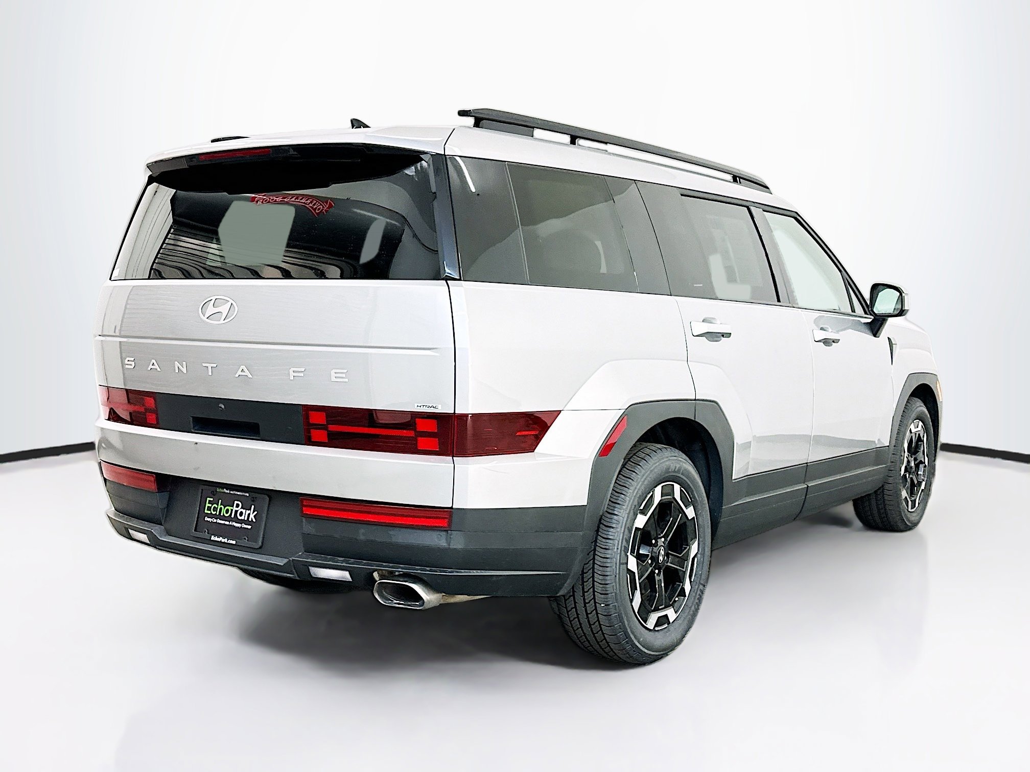 Used 2025 Hyundai Santa Fe SEL image 9