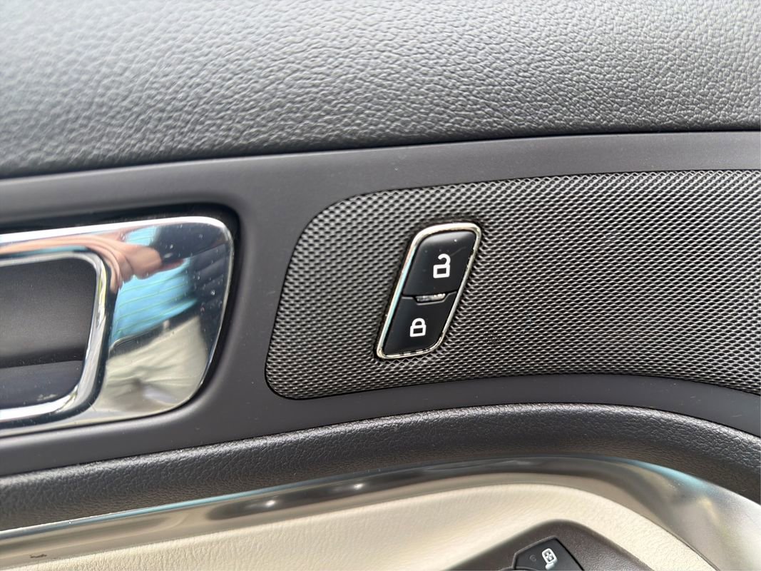 Used 2013 Ford Explorer FWD image 46