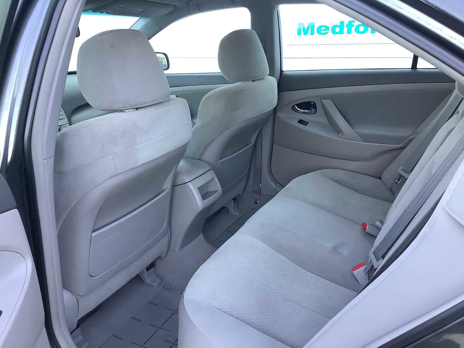 Used 2009 Toyota Camry LE image 12