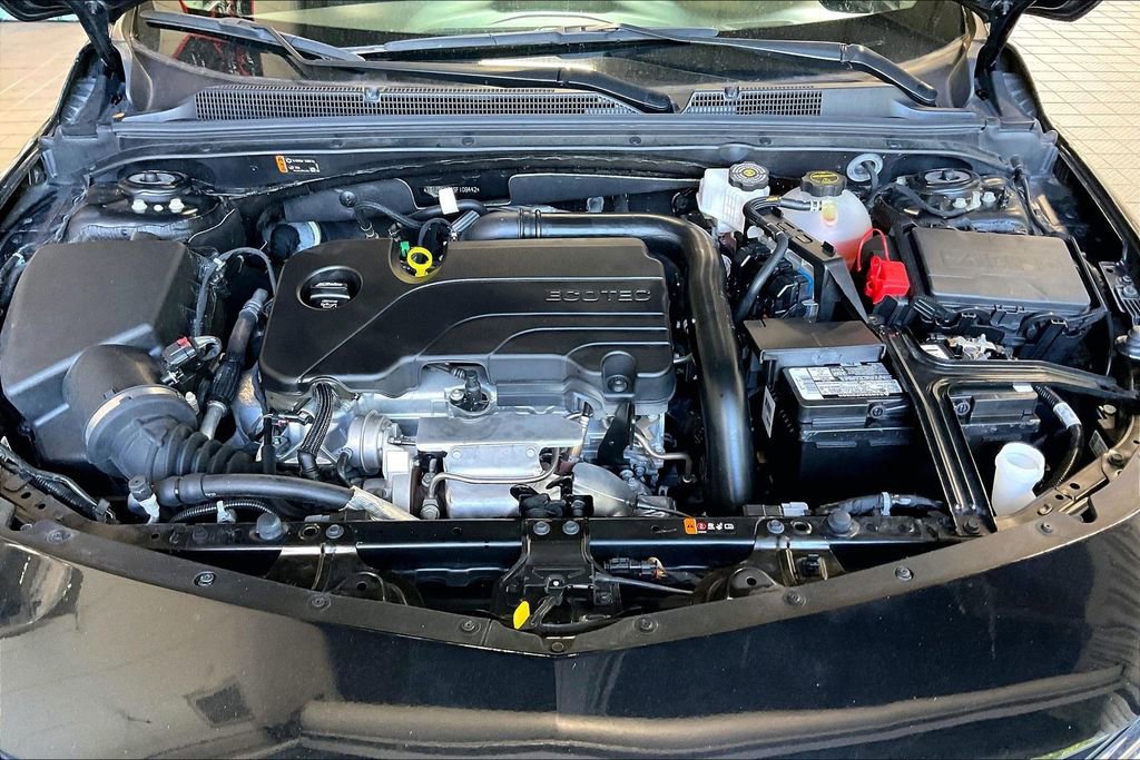 Used 2025 Chevrolet Malibu LT FWD image 27