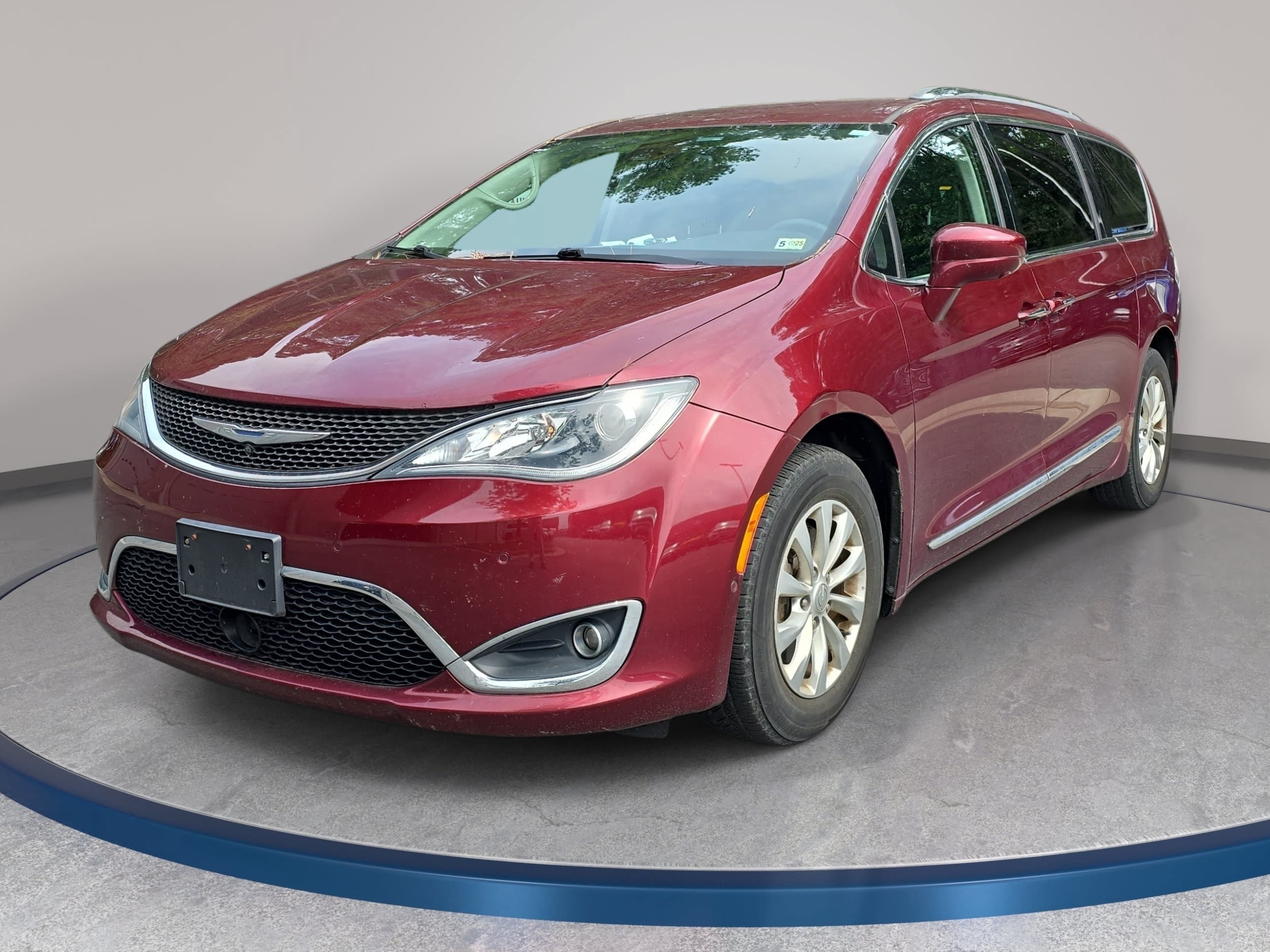 Used 2018 Chrysler Pacifica Touring-L w/ Advanced Safetytec Group