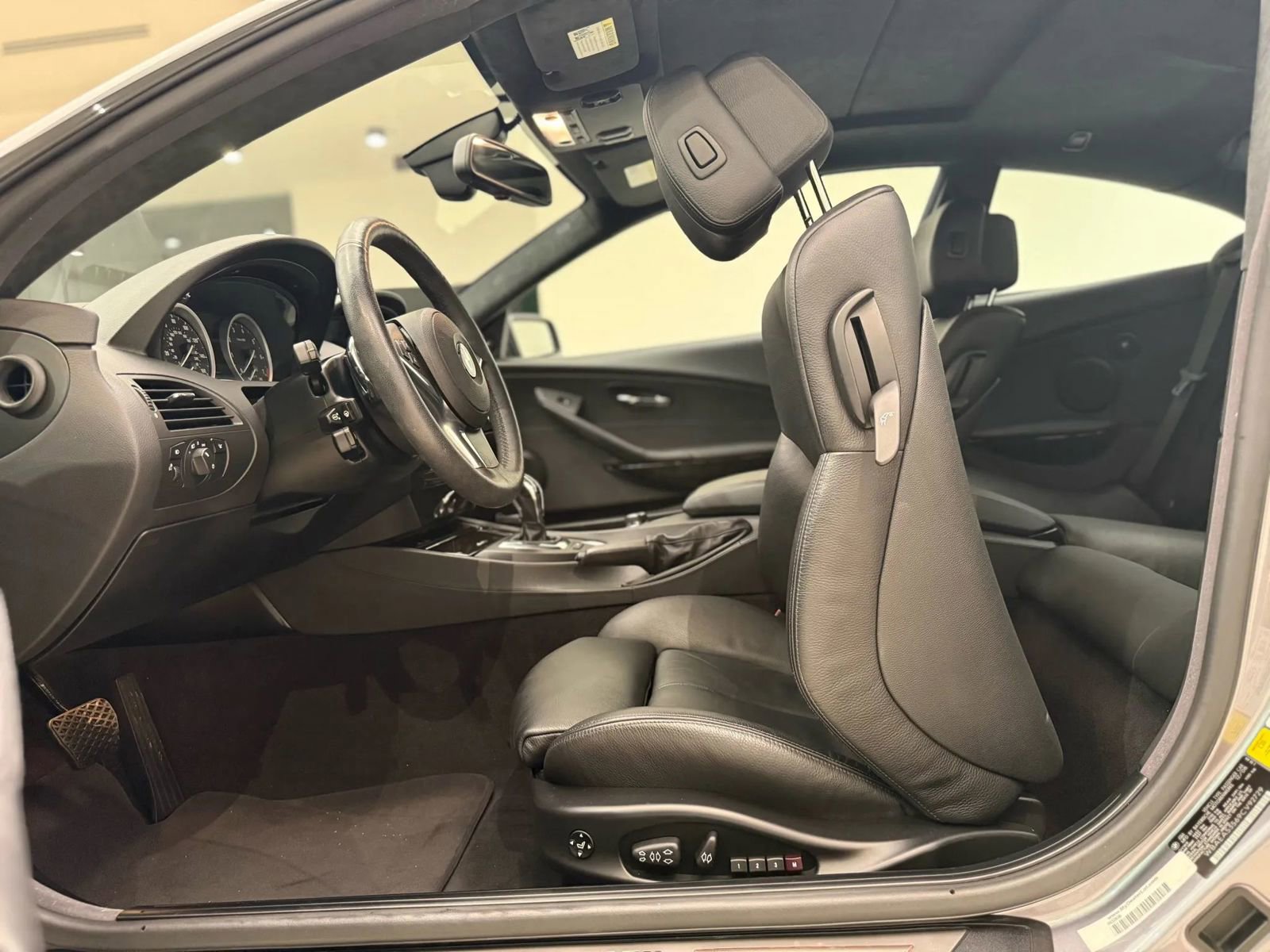 Used 2009 BMW 650i Coupe image 46