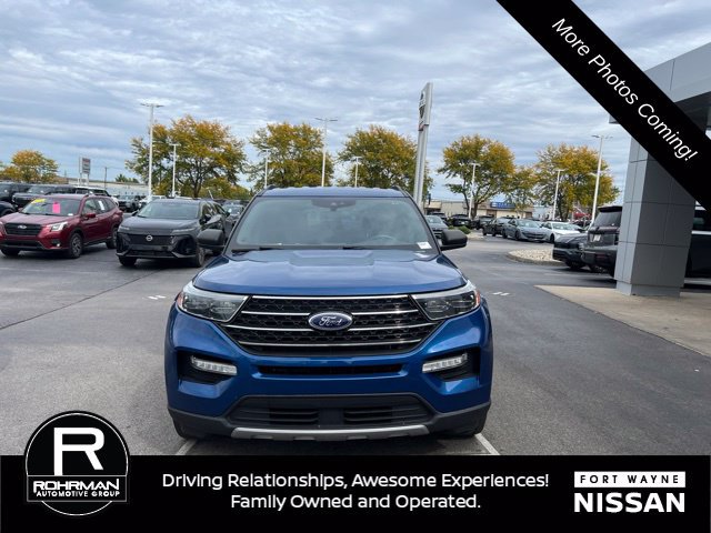 Used 2020 Ford Explorer XLT w/ Equipment Group 202A AWD/4WD image 2