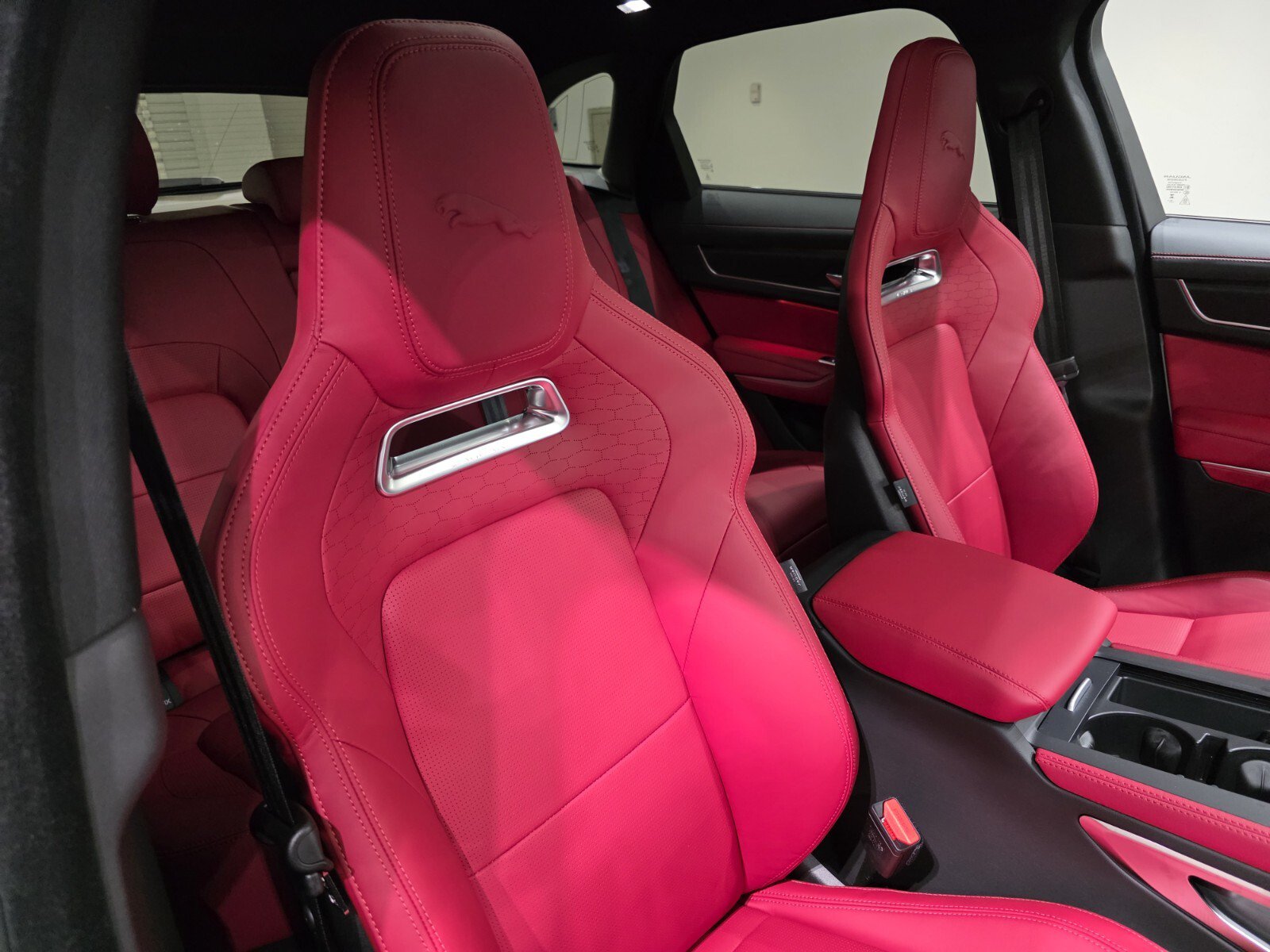 New 2026 Jaguar F-PACE R-Dynamic S AWD/4WD image 25
