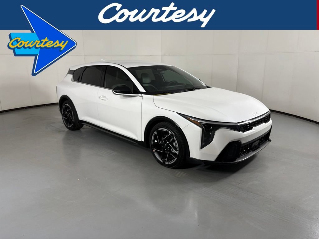 New 2026 Kia K4 GT-Line