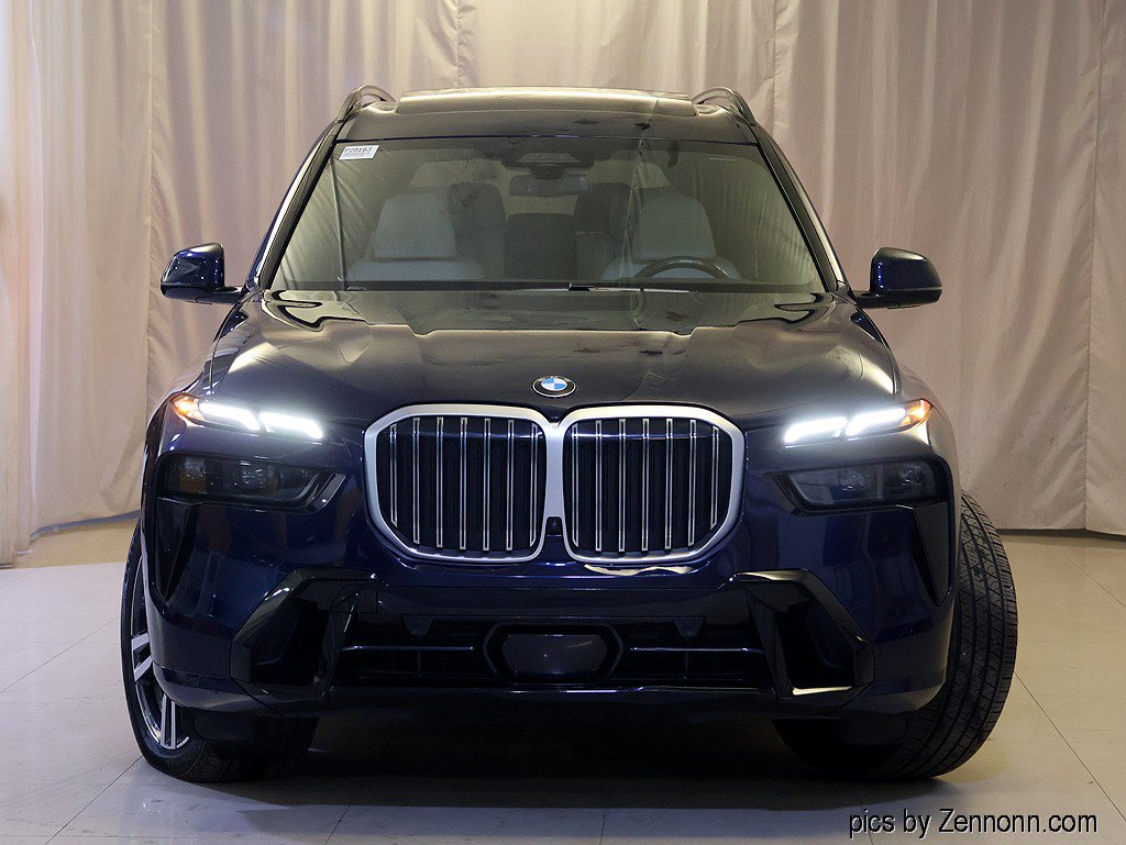 Certified 2025 BMW X7 xDrive40i AWD/4WD image 5