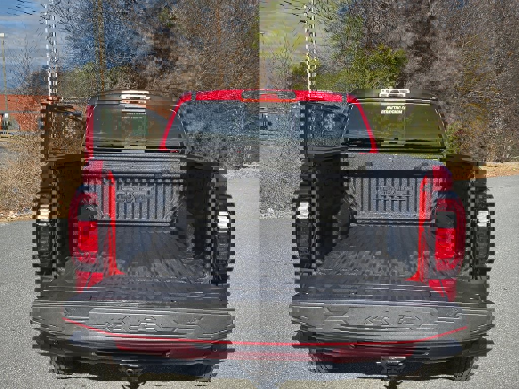 New 2026 GMC Canyon Elevation w/ Convenience Package image 21