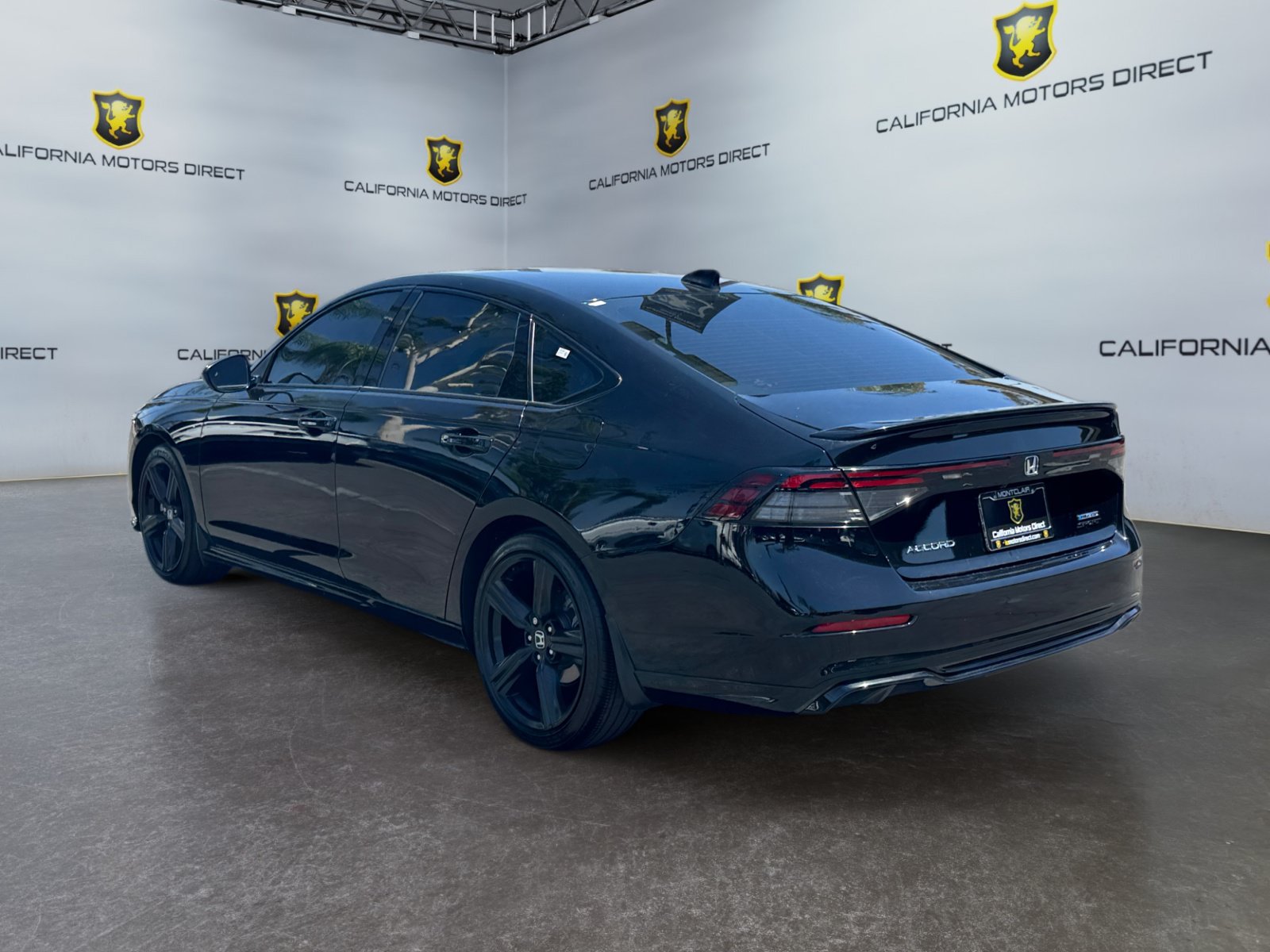 Used 2024 Honda Accord Sport image 3