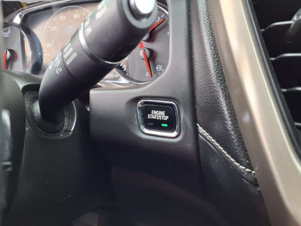 Used 2017 GMC Acadia Denali w/ Technology Package AWD/4WD image 7