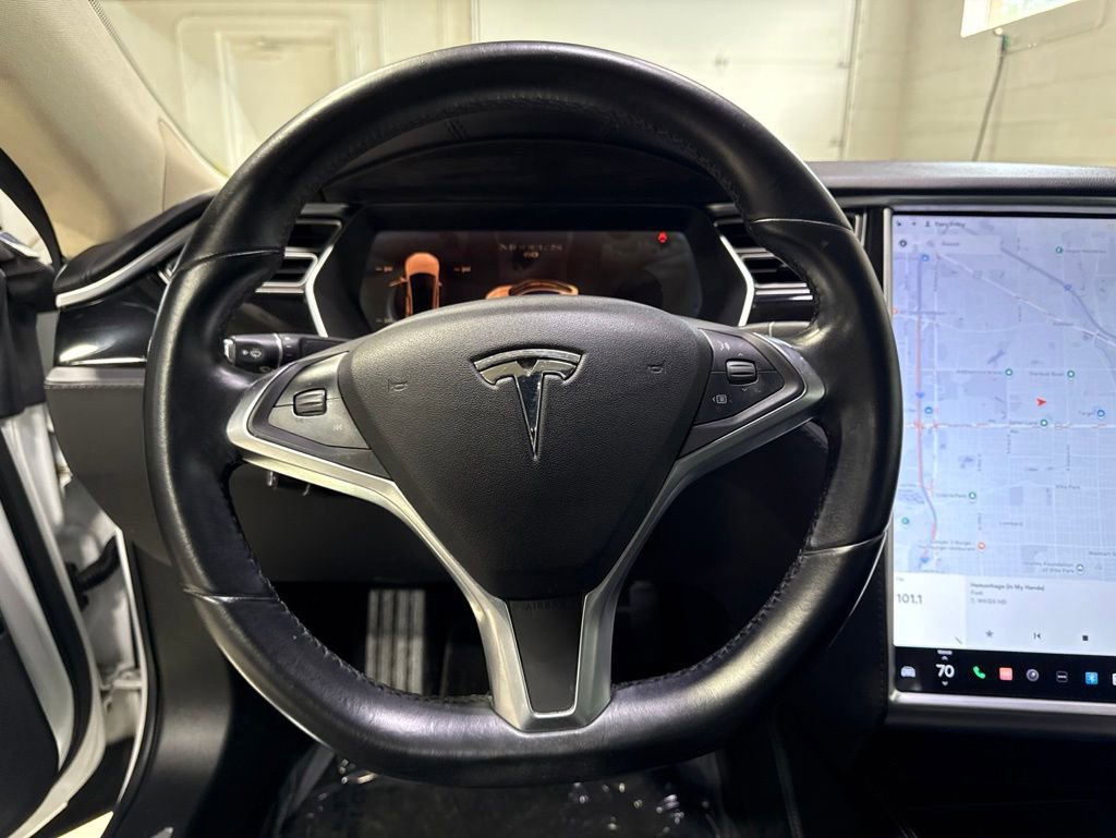 Used 2015 Tesla Model S 60 RWD image 11