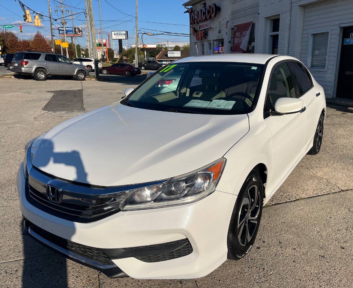 Used 2017 Honda Accord LX image 3