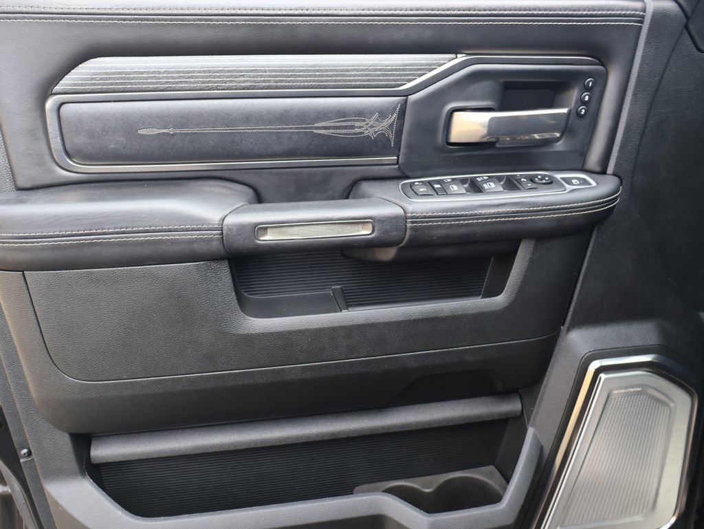 Used 2020 RAM 3500 Limited image 21