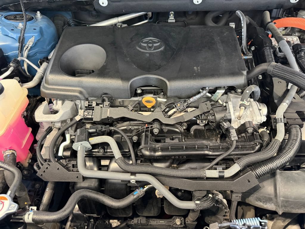 Certified 2022 Toyota RAV4 SE w/ Convenience Package AWD/4WD image 35