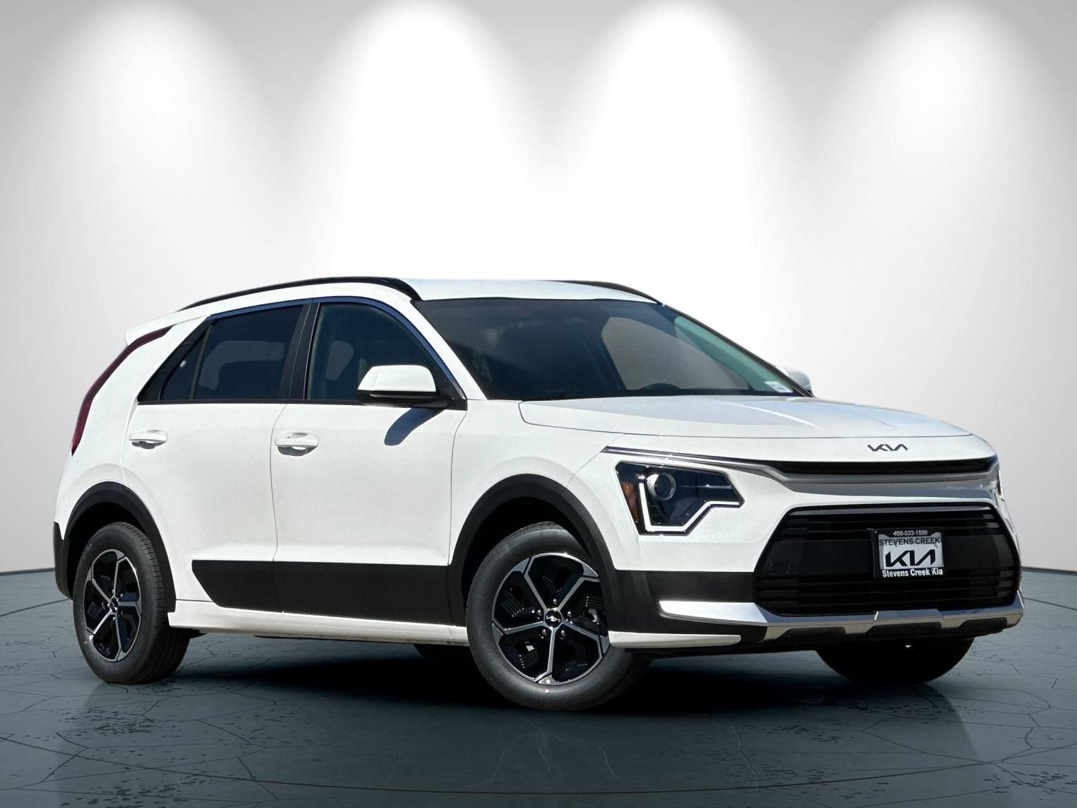 New 2026 Kia Niro LX FWD image 2