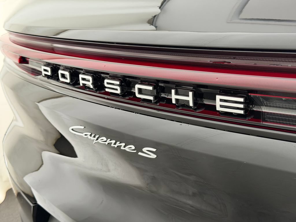 New 2026 Porsche Cayenne S AWD/4WD image 26