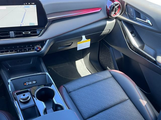 New 2026 Chevrolet Equinox RS w/ Convenience Package III AWD/4WD image 32