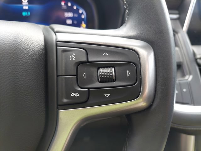 Used 2024 Chevrolet Suburban Z71 w/ Luxury Package AWD/4WD image 39