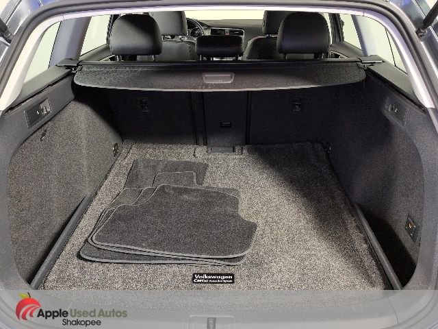 Used 2017 Volkswagen Golf SE FWD image 10