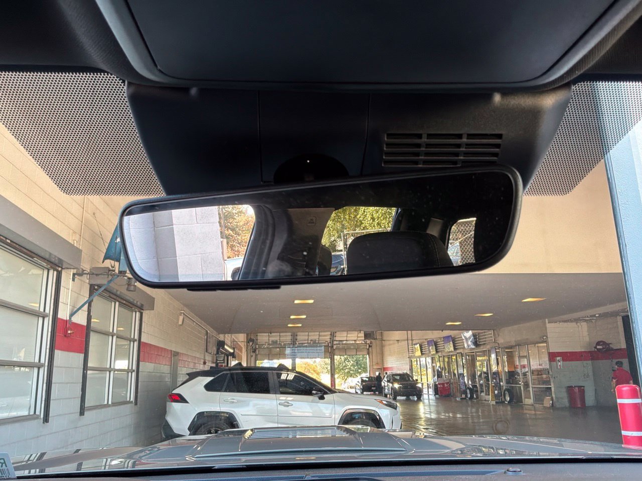 Used 2024 Toyota Tacoma TRD Sport w/ TRD Sport Upgrade Package RWD image 19