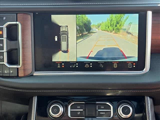 Used 2023 GMC Yukon XL Denali Ultimate AWD/4WD image 25