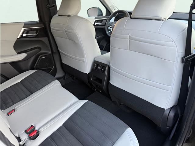 New 2026 Mitsubishi Outlander SE FWD image 28