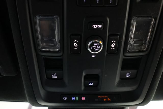 Used 2024 Cadillac Escalade ESV V w/ Heavy-Duty Trailer Package AWD/4WD image 95