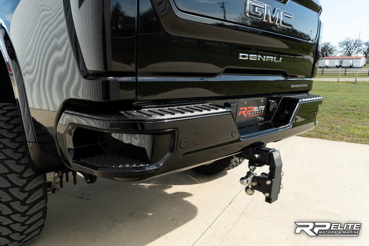 Used 2025 GMC Sierra 2500 Denali Ultimate image 33