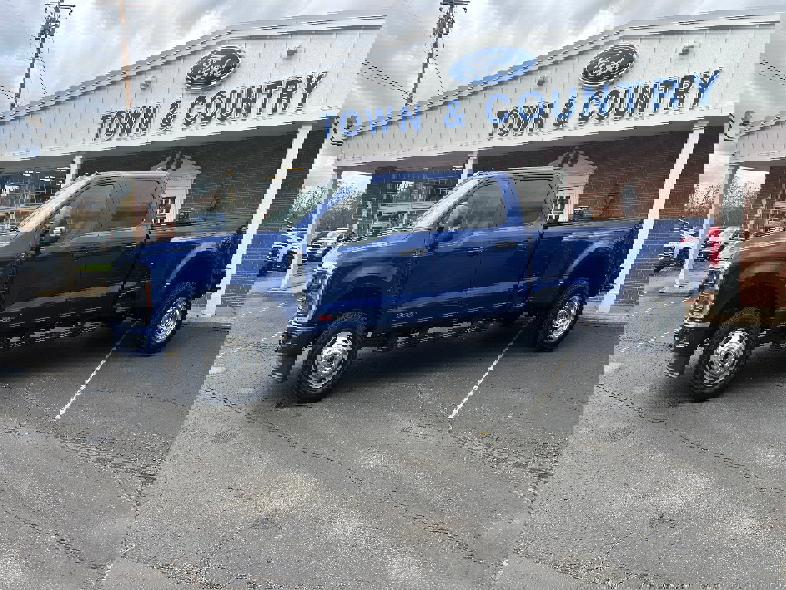 New 2026 Ford F350 XL image 5