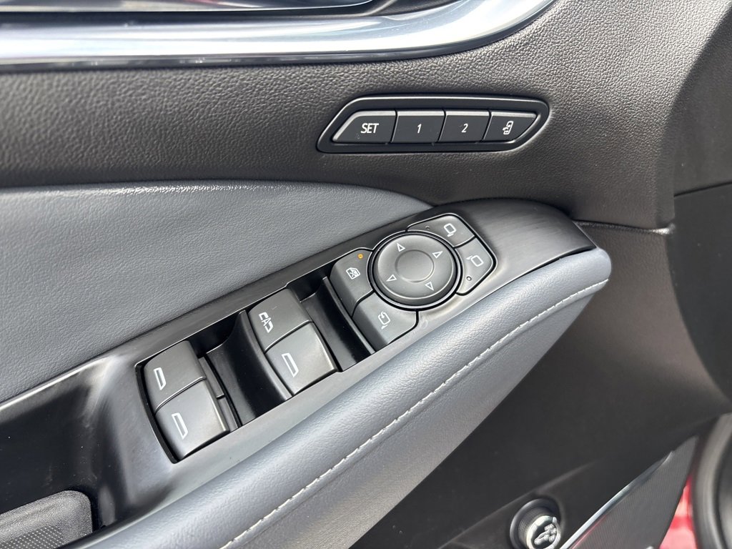 Used 2024 Buick Enclave Premium image 13