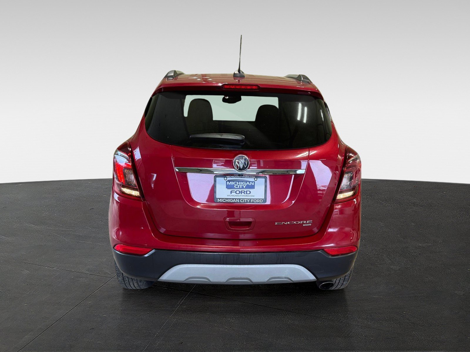 Used 2019 Buick Encore Essence AWD/4WD image 4